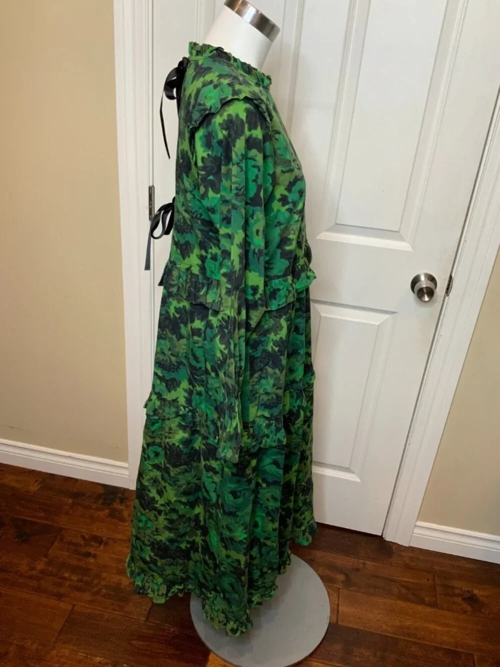 Damson Madder Green Kushla Floral Maxi Dress Ruffle Tie Back, Size 8 - Picture 5 of 9